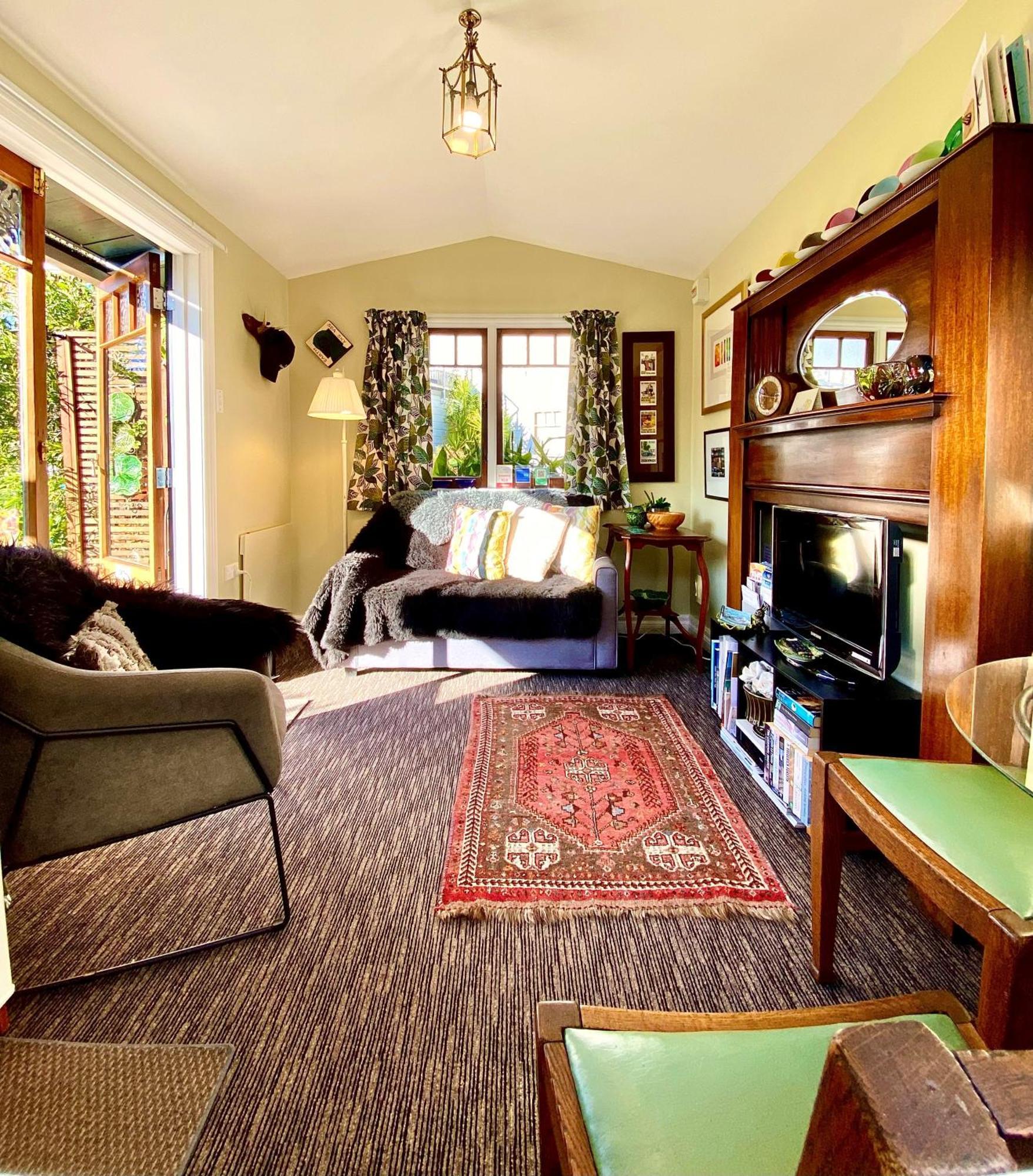 Ah House City B&B Nelson Eksteriør billede